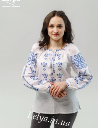 А-000148 Вишиванка "Ламана гілка" у білому кольорі з блакитною вишивкою