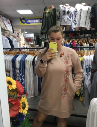 Туніка "Візерунок" в бежевому кольорі