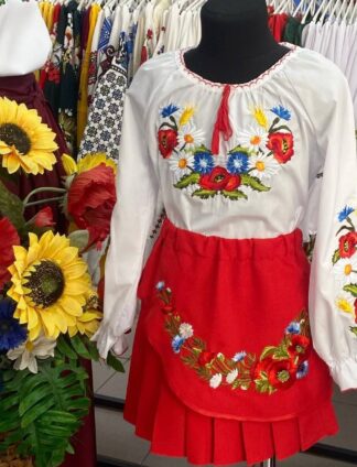 Спідниця у червоному кольорі з вишитими квітами