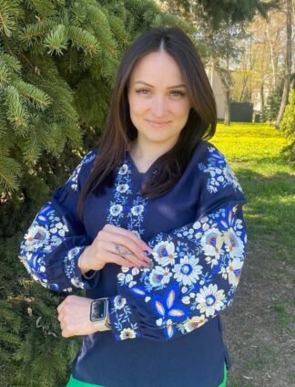Сорочка "Маківка" у синьому кольорі з біло -синьою вишивкою